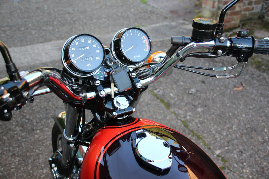 1973 Kawasaki Z1 - clocks and controls